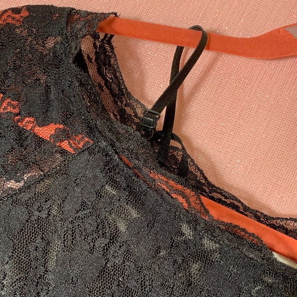 NWT Baluoke Stretch Lace Mini Dress (Juniors) - Picture 3 of 6